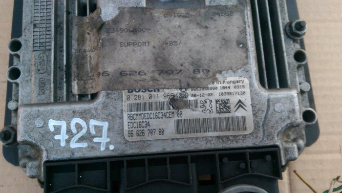 Calculator motor pentru Peugeot 207 , motorizare 1.6 diesel, cod 9662670780   ,   0281011966 [2]