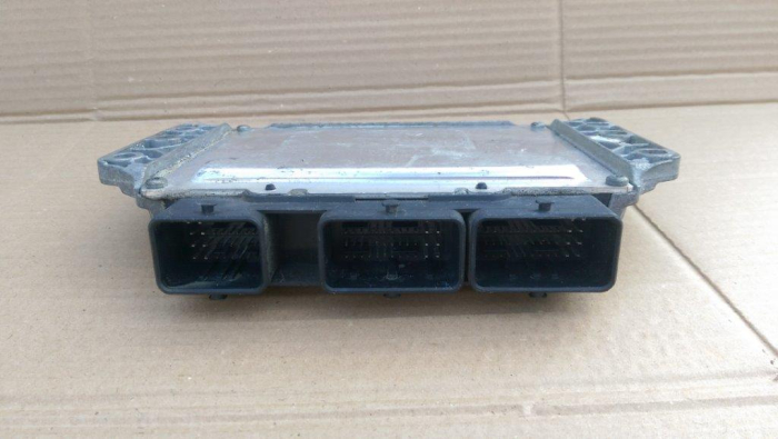 Calculator motor pentru Renault Megane 2, motorizare 1.6 benzina, cod 8200509516   ,   8200751638 [3]