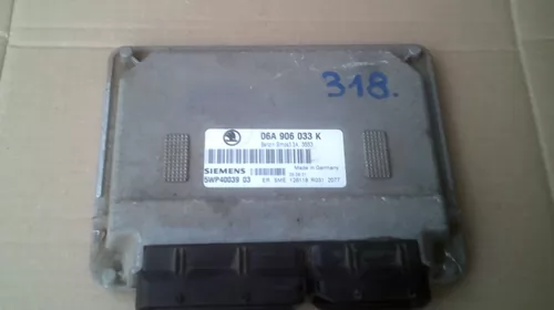 Calculator motor pentru Skoda Octavia 1, motorizare 1.6 benzina, cod 06A906033K , 5WP4003903 [2]