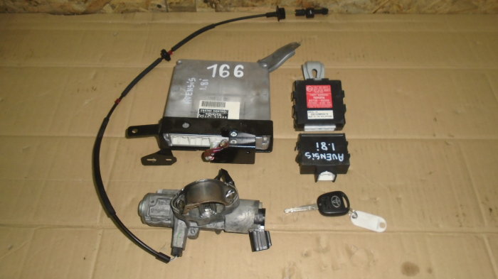 Calculator motor pentru Toyota avensis T250, motorizare 1.8 benzina, cod 89661-05880, 2750009421 U [1]