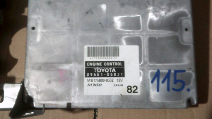 Calculator motor pentru Toyota AVENSIS T250, motorizare 2.2 diesel, cod 89661-05821, 175800-8332, 89741-05070 [2]