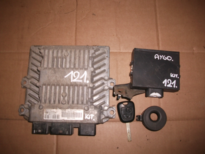 Calculator motor pentru Toyota aygo ab10, motorizare 1.4 diesel, cod 9666228180, 5WS40845A-T, SID805 [1]