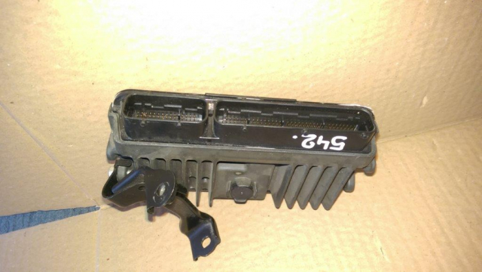 Calculator motor pentru Toyota Yaris , cod 89661-K0082   ,   MB283000-2150 [3]