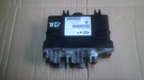 Calculator motor pentru Volkswagen Polo 6N, motorizare 1.6 Benzina, cod 032906030D, 1AV.V0 [3]