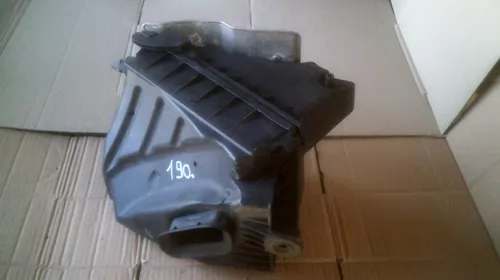 Carcasa filtru aer pentru Audi A4B7 , motorizare 2.0 diesel, cod 03G133835G , 03G133837 [3]