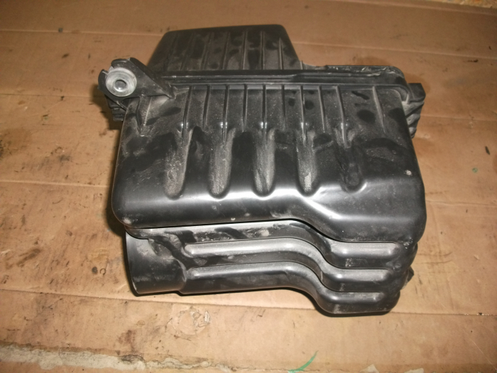 Carcasa filtru aer pentru Hyundai Santa Fe 2, motorizare 2.2 diesel, cod 28110-2B200-C03 [2]
