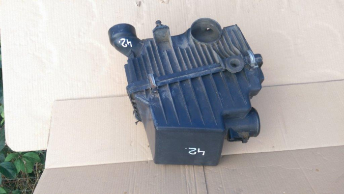 Carcasa filtru aer pentru Mazda CX7 ER, motorizare 2.3 benzina, cod 13320K3804 [2]