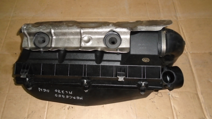 Carcasa filtru aer pentru Mercedes m-class W163, motorizare 2.7 diesel, cod A6120900501 [3]