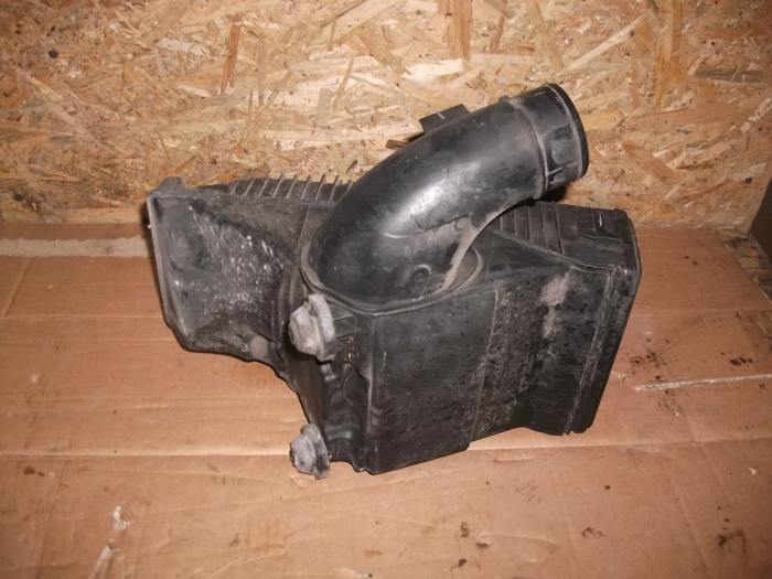 Carcasa filtru aer pentru Nissan note E11, motorizare 1.5 diesel, cod 8200398990 [2]