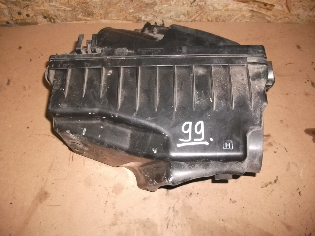 Carcasa filtru aer pentru Toyota AVENSIS T250, motorizare 2.2 diesel, cod 4614485912 [1]