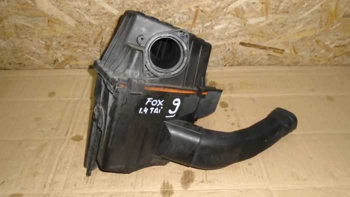 Carcasa filtru aer pentru Volkswagen FOX , motorizare 1.4 diesel, cod 5Z0129067B [1]