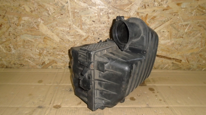 Carcasa filtru aer pentru Volkswagen Sharan 7M, motorizare 1.9 diesel, cod 7M3129607AB [2]