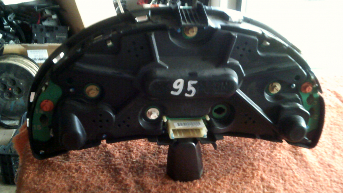 Ceas bord Opel Tigra , OPEL CORSA C , MOTOR 1.3cdti, 13173361 - masina volan stanga KM [2]