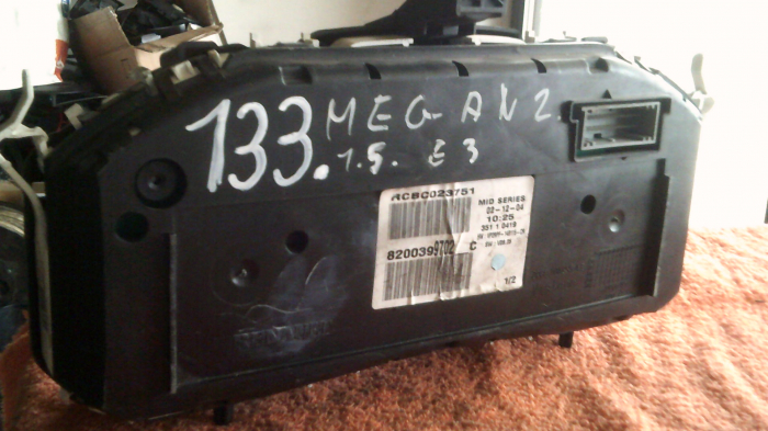 Ceasuri de bord pentru Renault megane 2, cod 8200399702 [2]