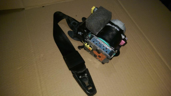 Centura de siguranta fata dreapta pentru Audi A6 C7, cod 4G8857706M   ,   307161510 [2]