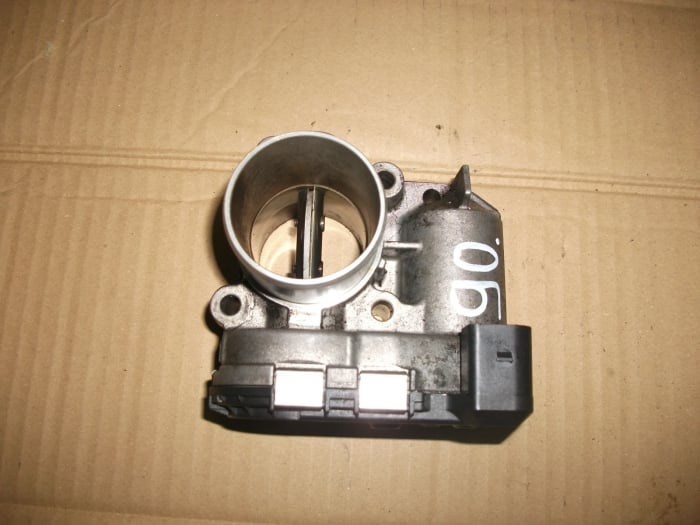 Clapeta acceleratie pentru Nissan Qashqai J10, motorizare 2.0 diesel, cod  8200330810 , H8200330812 [3]