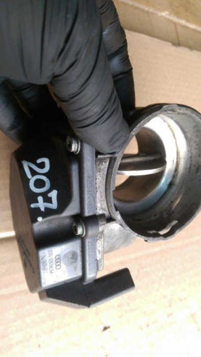 Clapeta acceleratie pentru Volkswagen Golf 5, motorizare 2.0 diesel, cod 03G128063A   ,   A2C53085612 [3]
