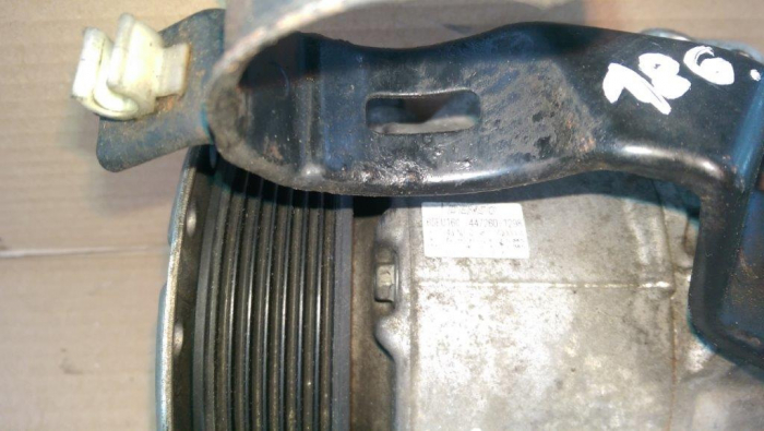 Compresor clima pentru Lexus IS220 XE20, motorizare 2.2 diesel, cod 447260-1298   ,   6SEU16C [2]