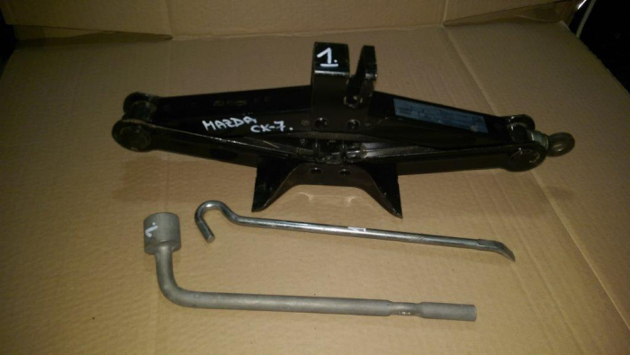 Cric cu cheie roti Mazda CX-7 ER , an 2007-2013 [2]