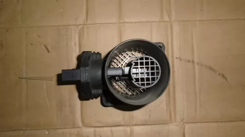 Debitmetru aer pentru Volkswagen Passat B6, motorizare 1.9 Diesel, cod F00C2G2055 [2]