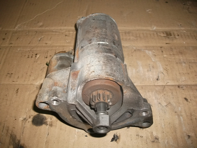 Electromotor pentru Citroen C5 III, motorizare 2.2 diesel, cod 9654561480 , D8R28 [2]