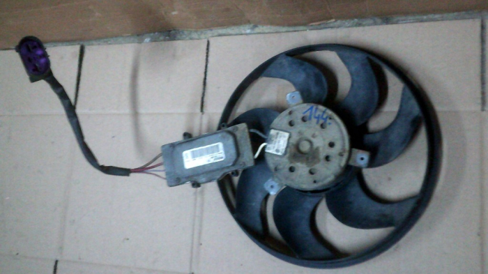 Electroventilator pentru Volkswagen Touareg 7L, cod 7L0959455C   ,   1137328096 [2]