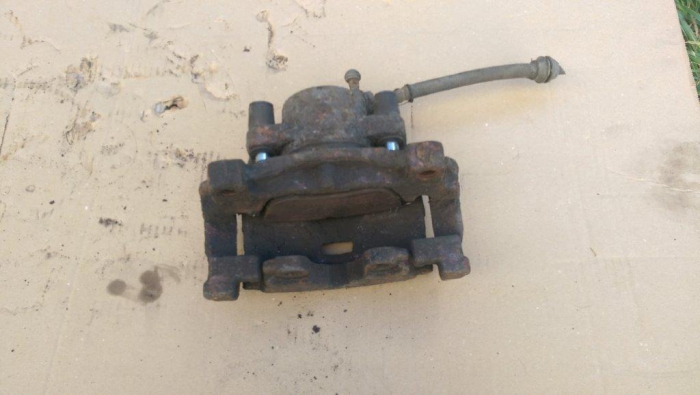 Etrier fata dreapta pentru Land Rover Freelander 2, motorizare 2.2 diesel [3]