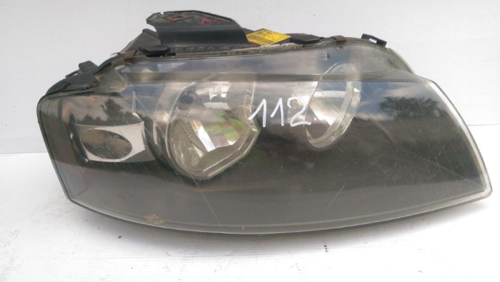 Far dreapta Audi A3 8P, 8P0941004L, an 2003-2009 [2]