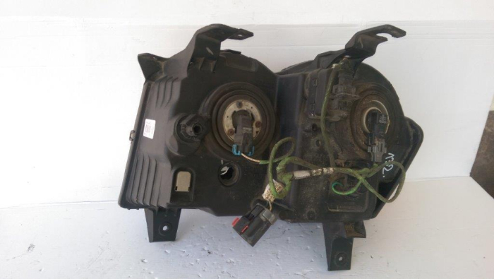 Far dreapta Jeep Cherokee, 55156672AG, an 2005-2010 [4]