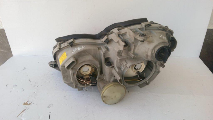 Far dreapta Mercedes C-Class W203, A2038200861, an 2000-2004 [4]
