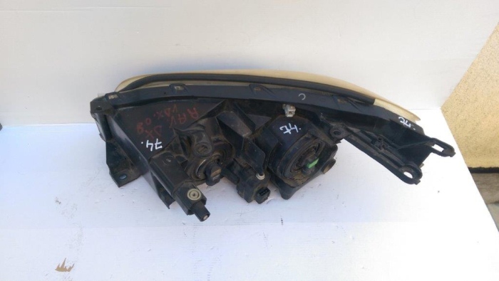 Far dreapta cu xenon Toyota Rav 4, XA30, 81130-42311, an 2006-2010 [3]