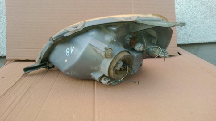 Far dreapta pentru Toyota Yaris 1, cod 205729 [4]