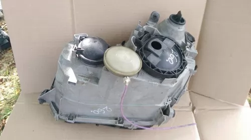 Far fata dreapta pentru Mercedes C-class W203, cod A2038200261 , 1305235664 , 0301166202 [3]