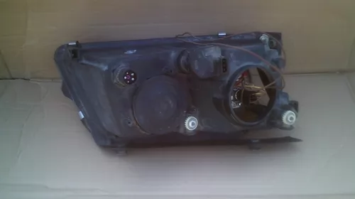 Far fata stanga pentru Volkswagen Passat B5, cod 14742500 [4]