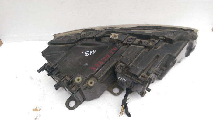 Far stanga xenon Audi A8 D3, 15815300Li, an 2004-2008 [3]