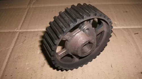 Fulie pentru Peugeot 307 , motorizare 1.6 diesel, cod 9636947780 [2]