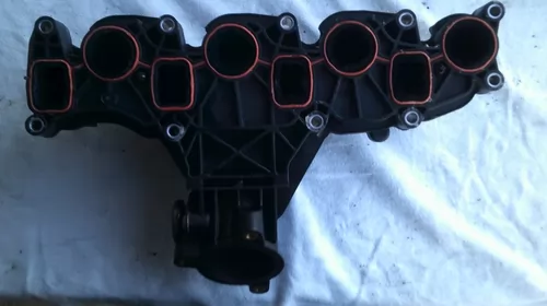 Galerie de admisie pentru Audi A4 B8, motorizare 2.0 Diesel Cod 03L129711AF [2]