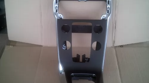 Grila pentru Volvo V40 II, cod 31306725 , 08632794 [2]