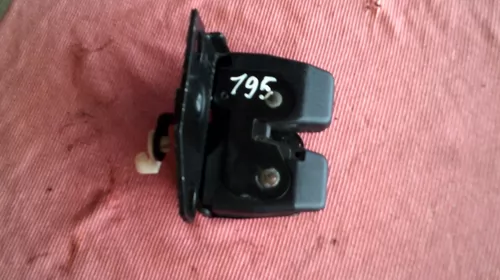 Incuietoare portbagaj pentru FIAT DOBLO 2 [1]