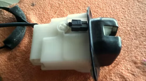Incuietoare portbagaj pentru HONDA FR-V [1]