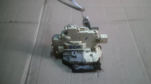 Incuietoare usa Fata Dreapta pentru Audi Q7 4L, cod 3C1837016A [2]