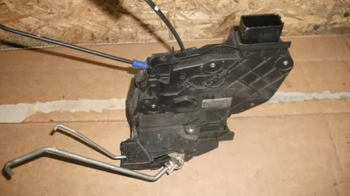 Incuietoare usa Fata Dreapta pentru Mazda 5 CR [2]