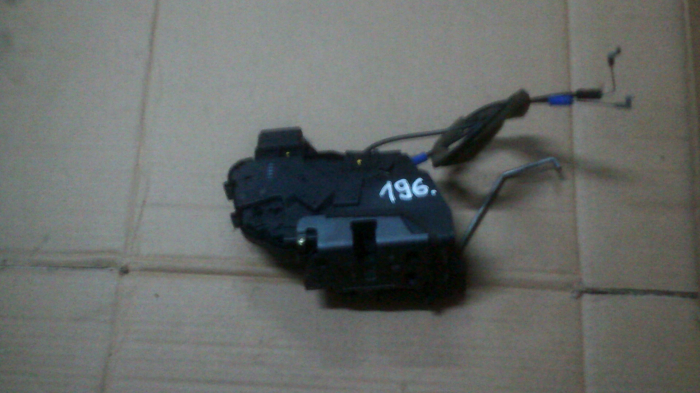 Incuietoare usa fata dreapta pentru mazda 5 CR, cod 5N6A-A21812FC [1]