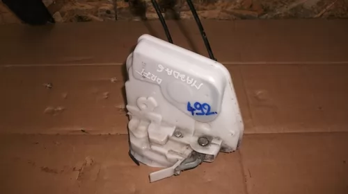 Incuietoare usa Fata Dreapta pentru Mazda 6 GH, cod F96-G15-R2, F96-G01-R2 [1]