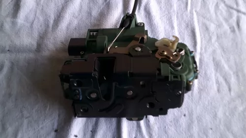 Incuietoare usa Fata Dreapta pentru Skoda Fabia 1, cod 3B1837016AD [2]