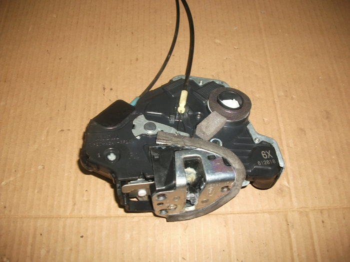 Incuietoare usa fata dreapta pentru SUZUKI GRAND VITARA JT [2]