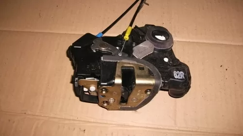 Incuietoare usa Fata Dreapta pentru Toyota Corolla Verso AR10, cod AISIN62R [2]