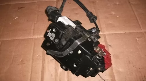 Incuietoare usa Fata Dreapta pentru Volkswagen Phaeton , cod 3D1837016A [2]