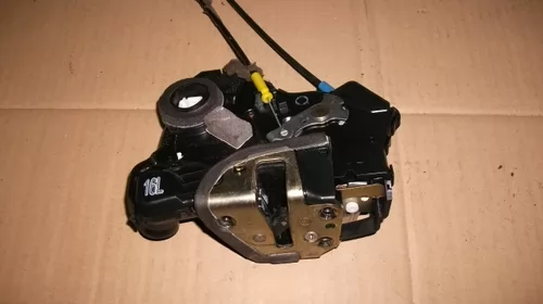 Incuietoare usa Fata Stanga pentru Toyota Corolla Verso AR10 [2]