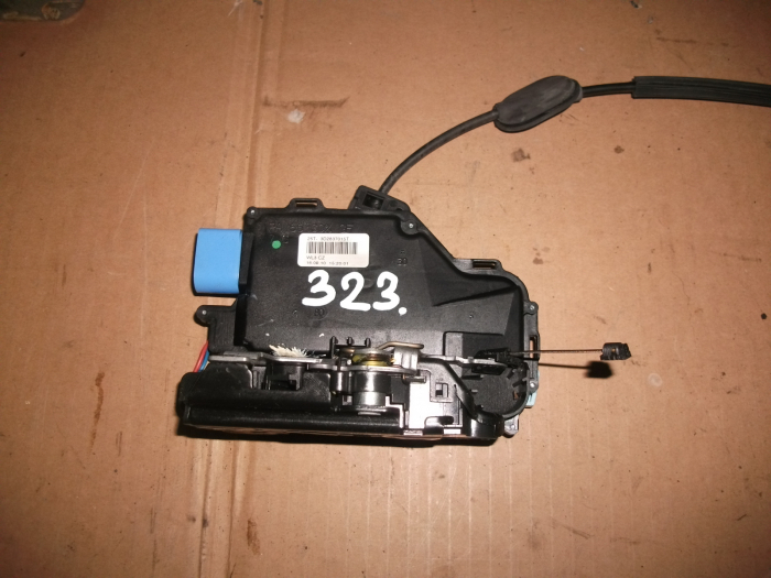 Incuietoare usa fata Stanga pentru Volkswagen GOLF 6, cod 3D2837015T [1]